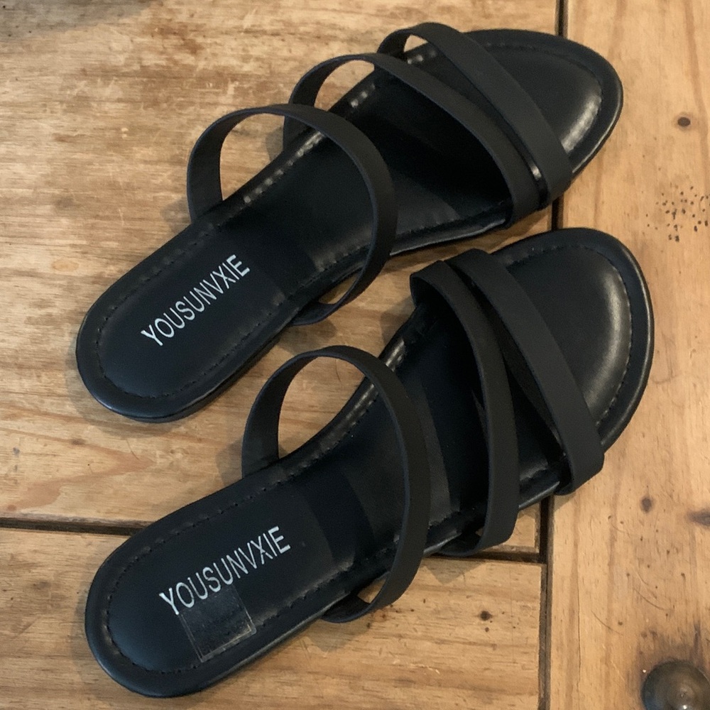 Black Women's Sandals